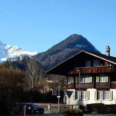Apartment Zentral Gelegene Mit Grossem Garten *