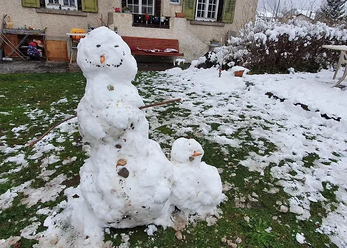 Zentral Gelegene Mit Grossem Garten Διαμέρισμα