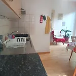 Apartament Zentral Gelegene Mit Grossem Garten